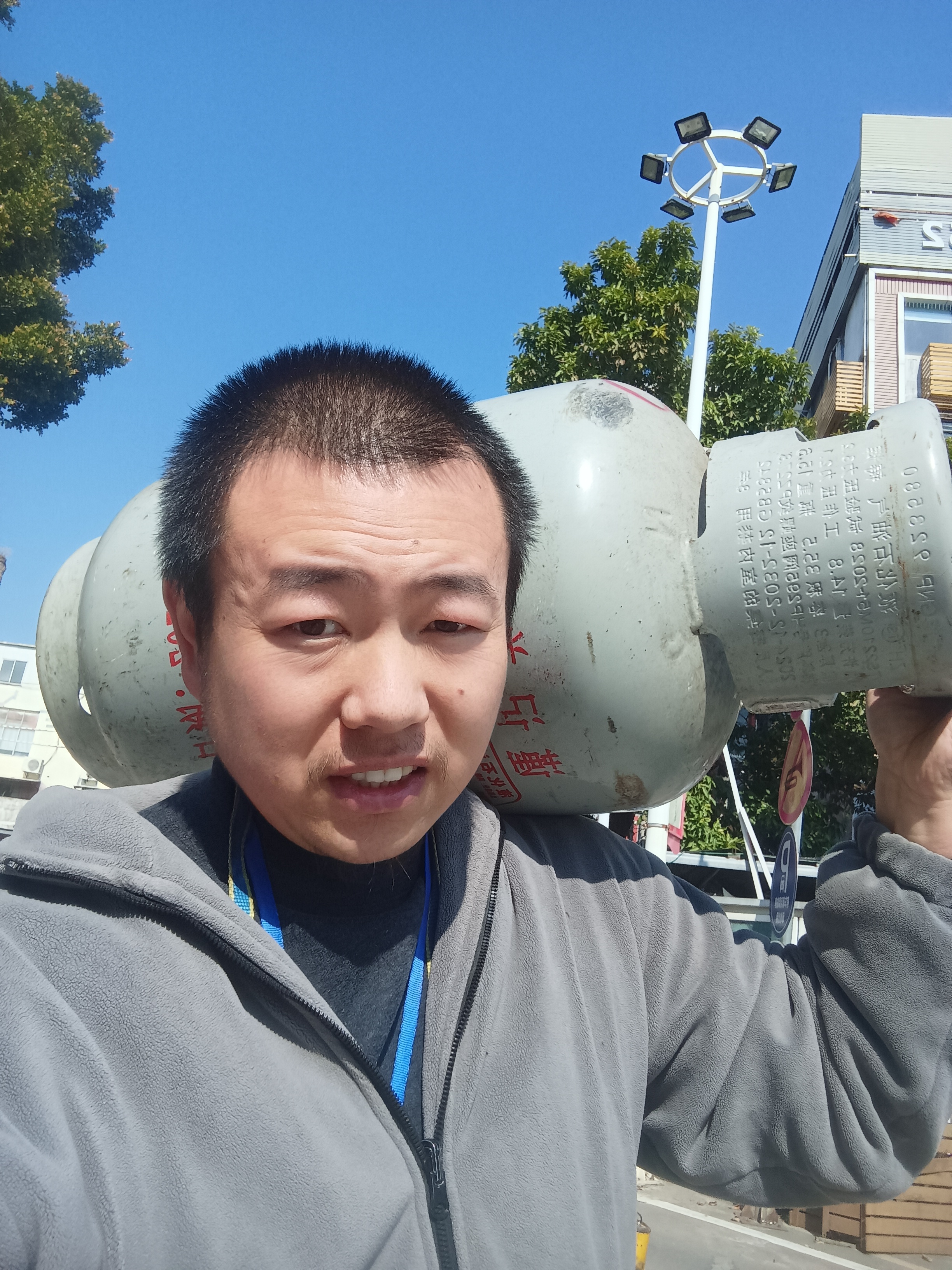 记2026元旦四姐夫搬家